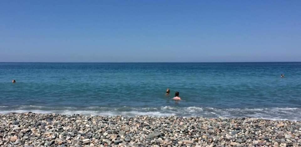Rio Gonio Otel Dış mekan fotoğraf